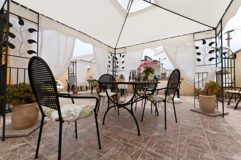 Fiori E Coccole Bed & Breakfast Noto Exterior foto